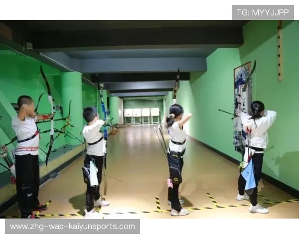 射箭学院加强青少年训练营师资的资格认证流程,射箭馆培训